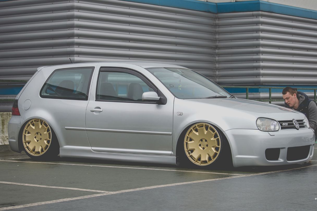 VW Golf R32 MK4 CSR2