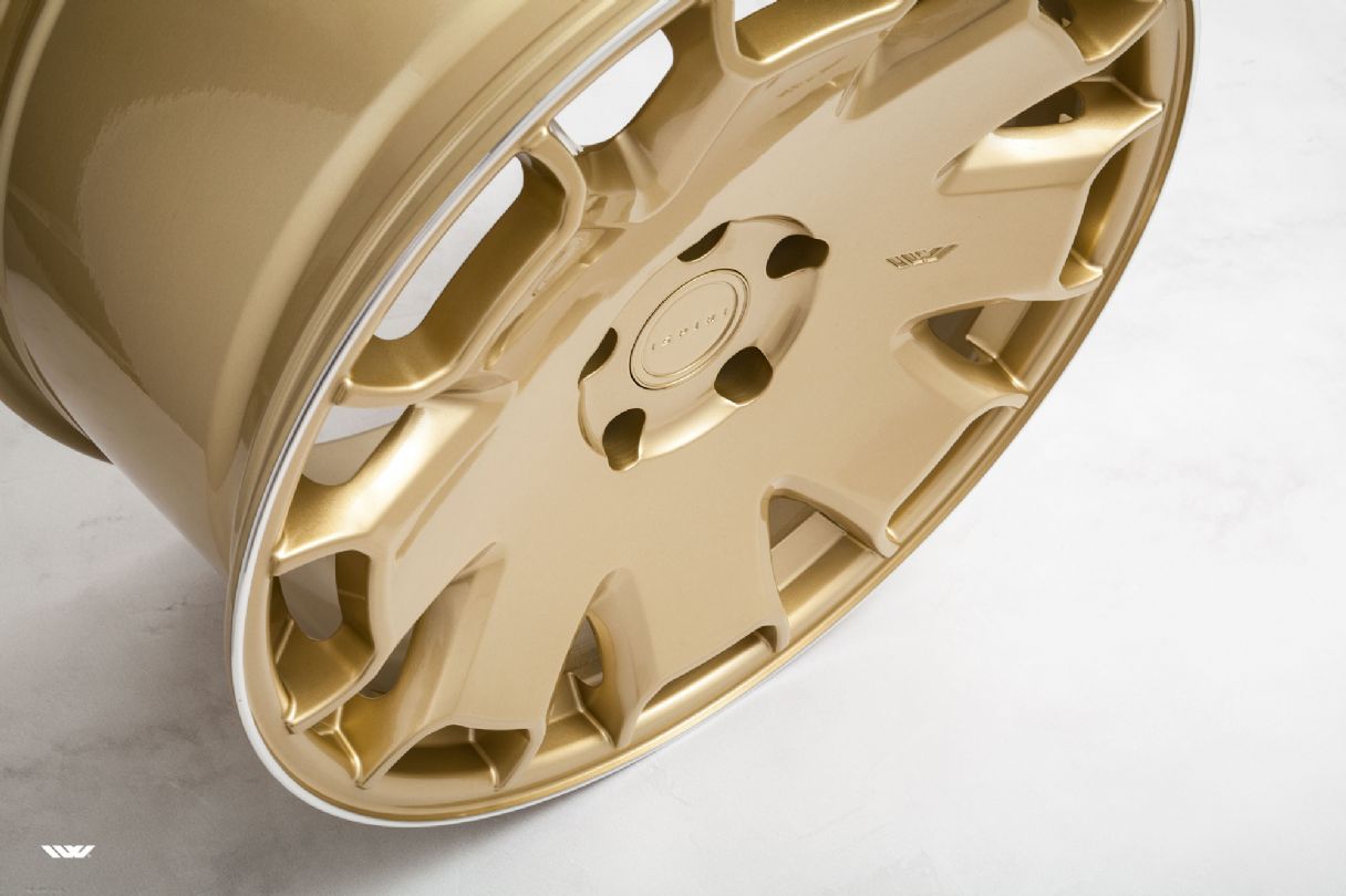 CSR2 Vintage Gold Polished Lip