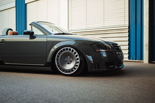 CSRD TF CARBON GRAPHITE POLISHED LIP